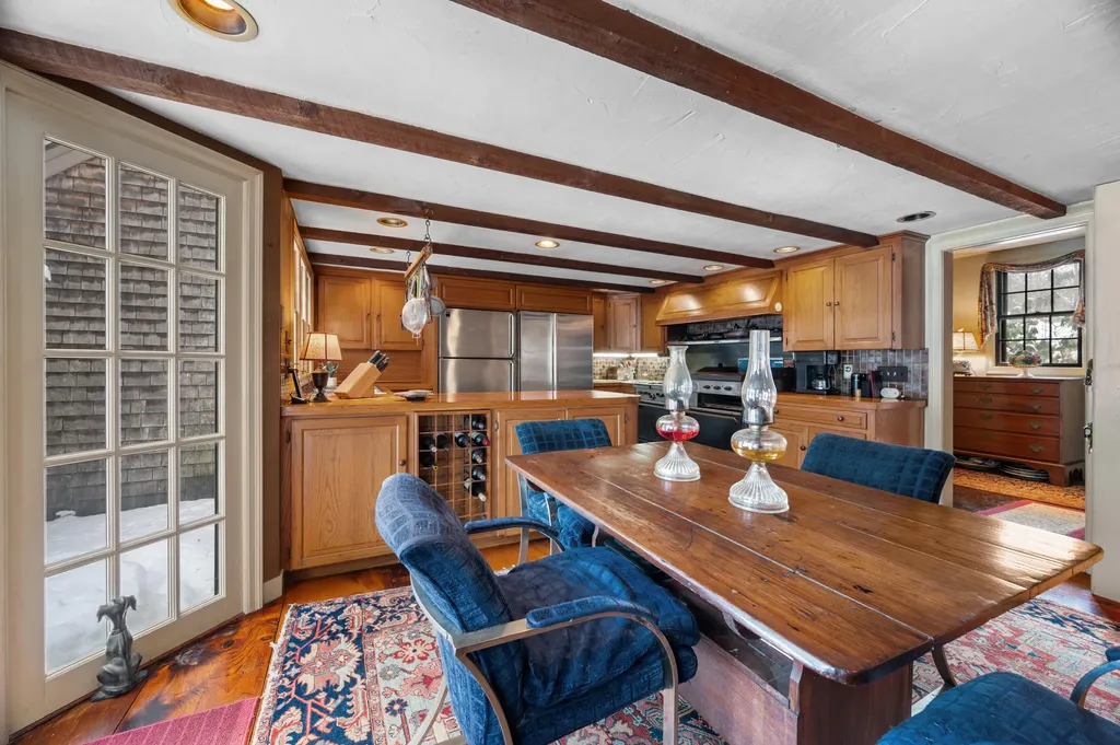 6 Old Port Road Kennebunk ME 04043