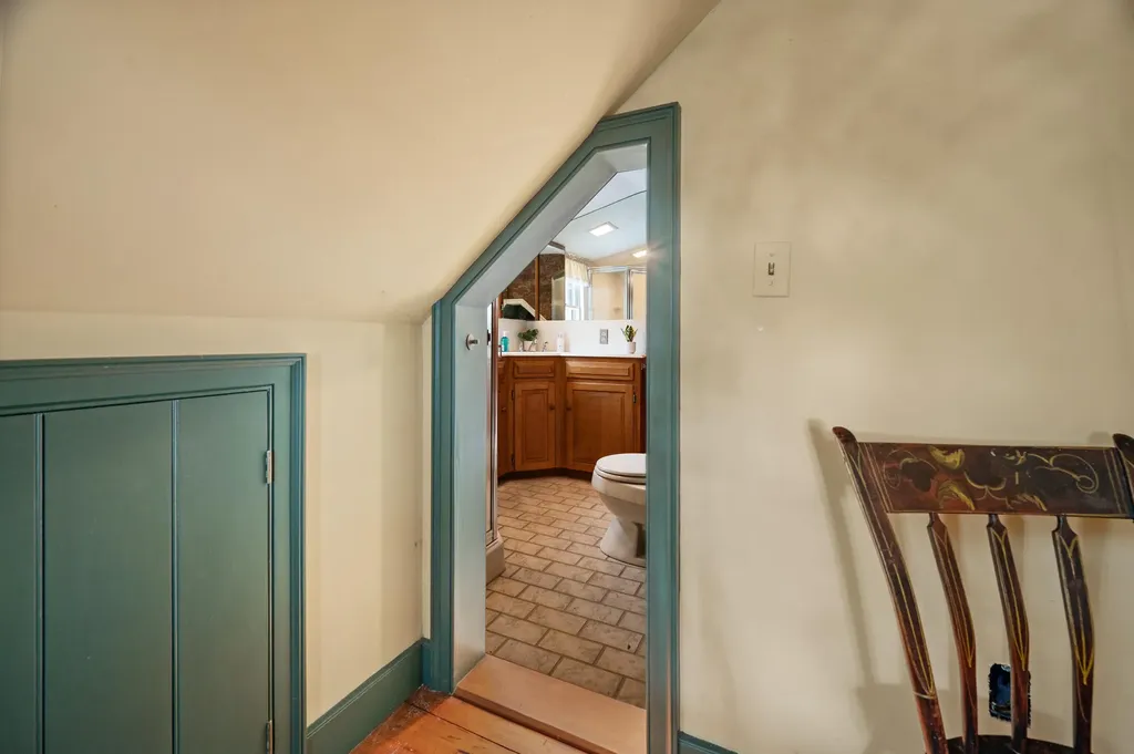 6 Old Port Road Kennebunk ME 04043