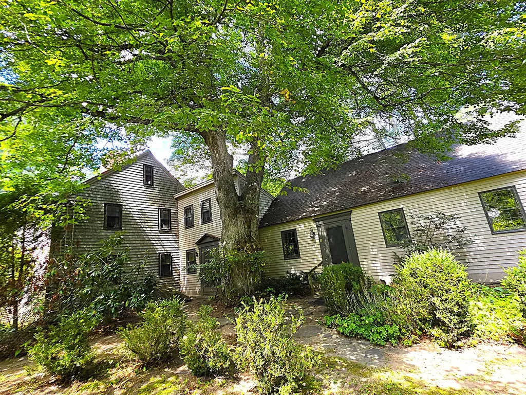 6 Old Port Road Kennebunk ME 04043