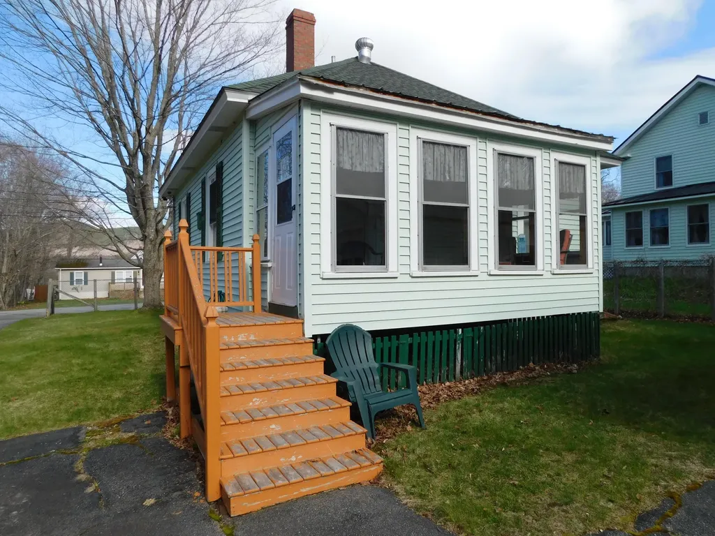 15 N Green Street Greenville ME 04441