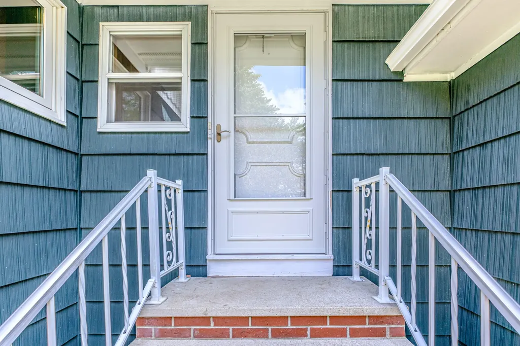 158 Hearthside Road Standish ME 04084