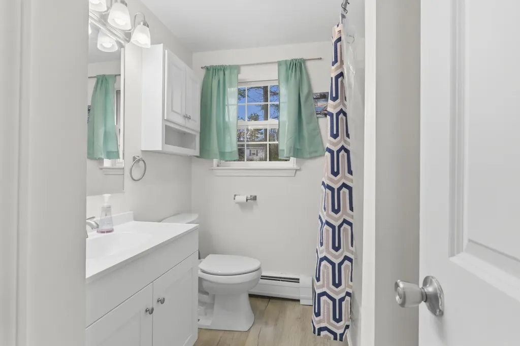 42 Kent Street Sanford ME 04073
