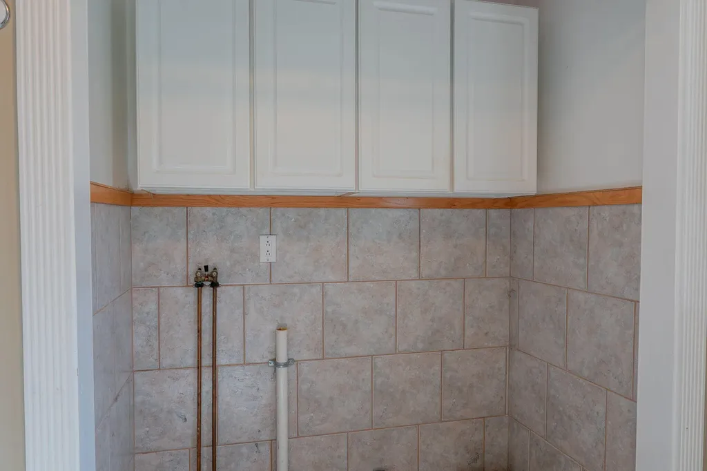 7 Sandy Street Lewiston ME 04240