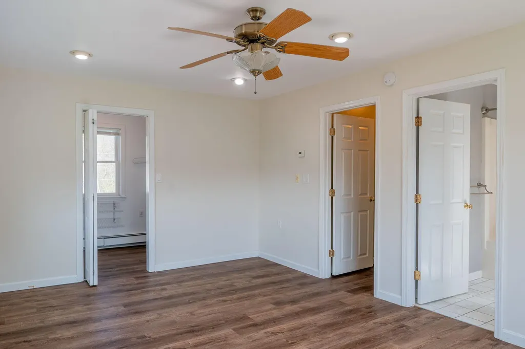 7 Sandy Street Lewiston ME 04240