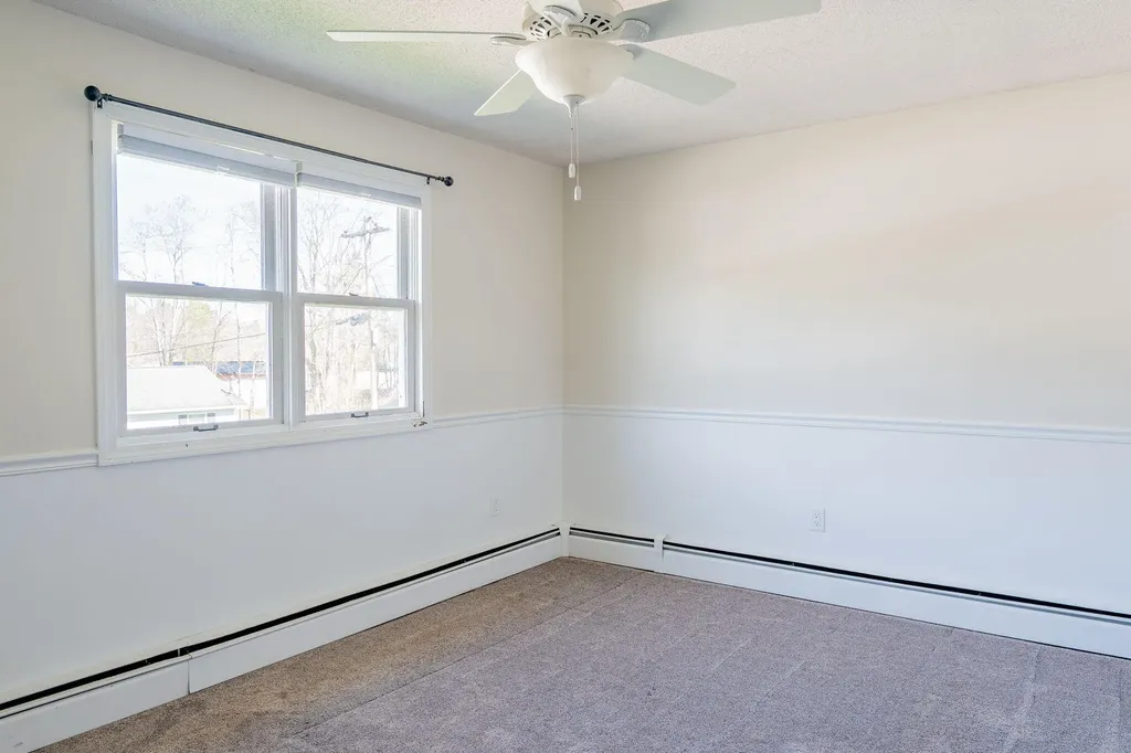 7 Sandy Street Lewiston ME 04240