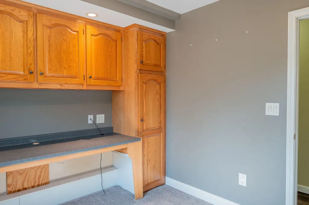 7 Sandy Street Lewiston ME 04240
