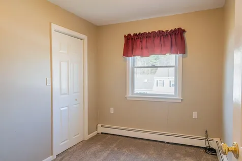 7 Sandy Street Lewiston ME 04240
