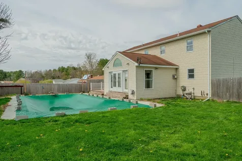 7 Sandy Street Lewiston ME 04240