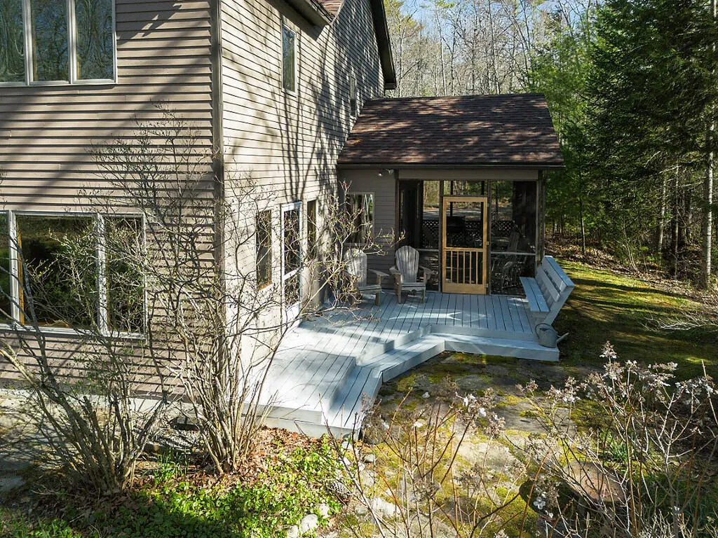 217 Leadbetter Road Wayne ME 04284