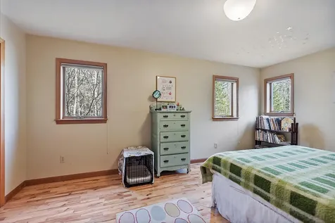 217 Leadbetter Road Wayne ME 04284