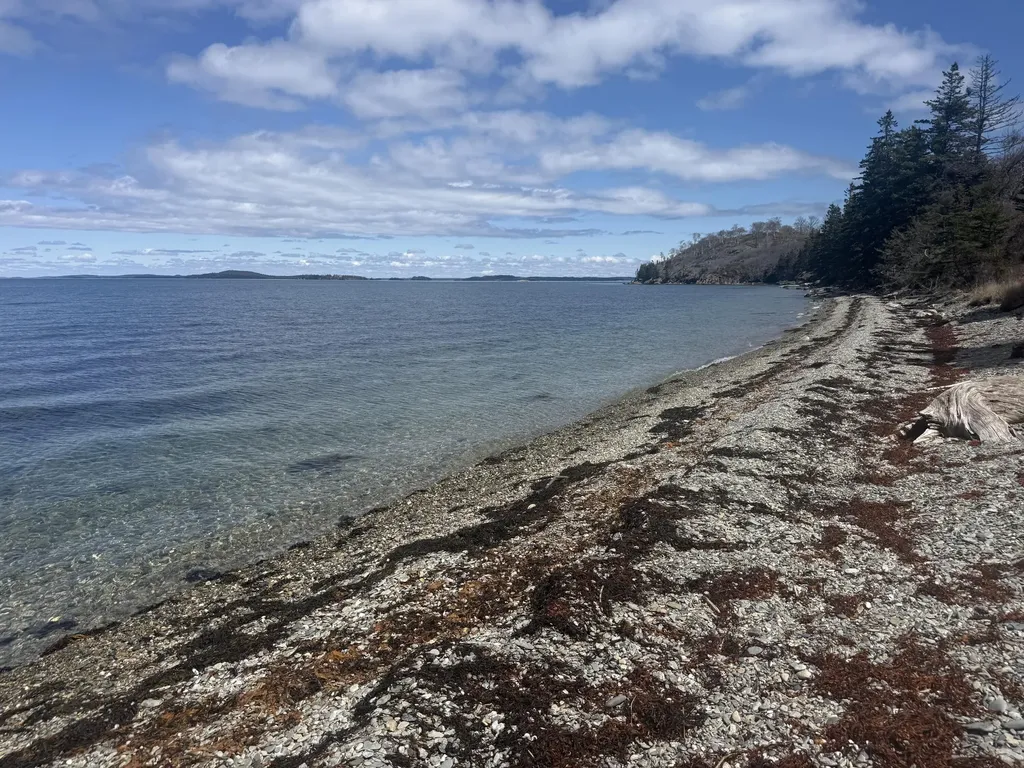17 N Shore Road North Haven ME 04853