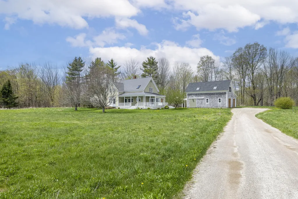38 Field Road Cumberland ME 04021