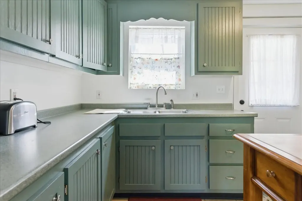 20 Cedar Street Augusta ME 04330