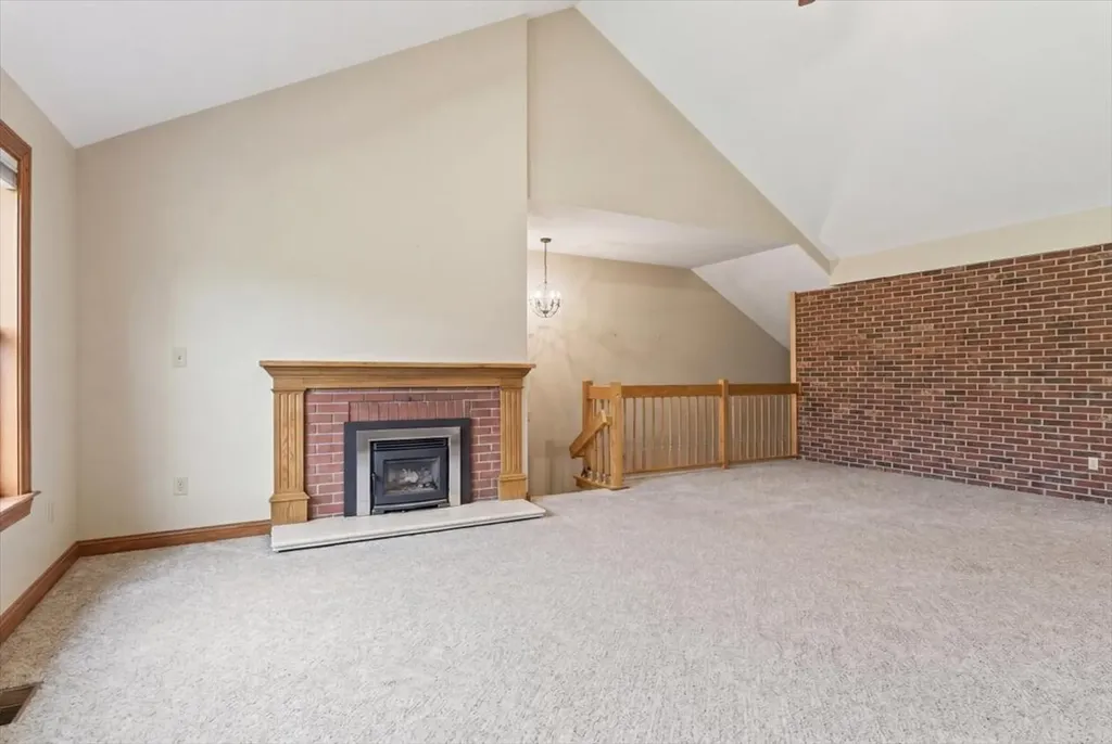 35 Estates Drive Manchester ME 04351