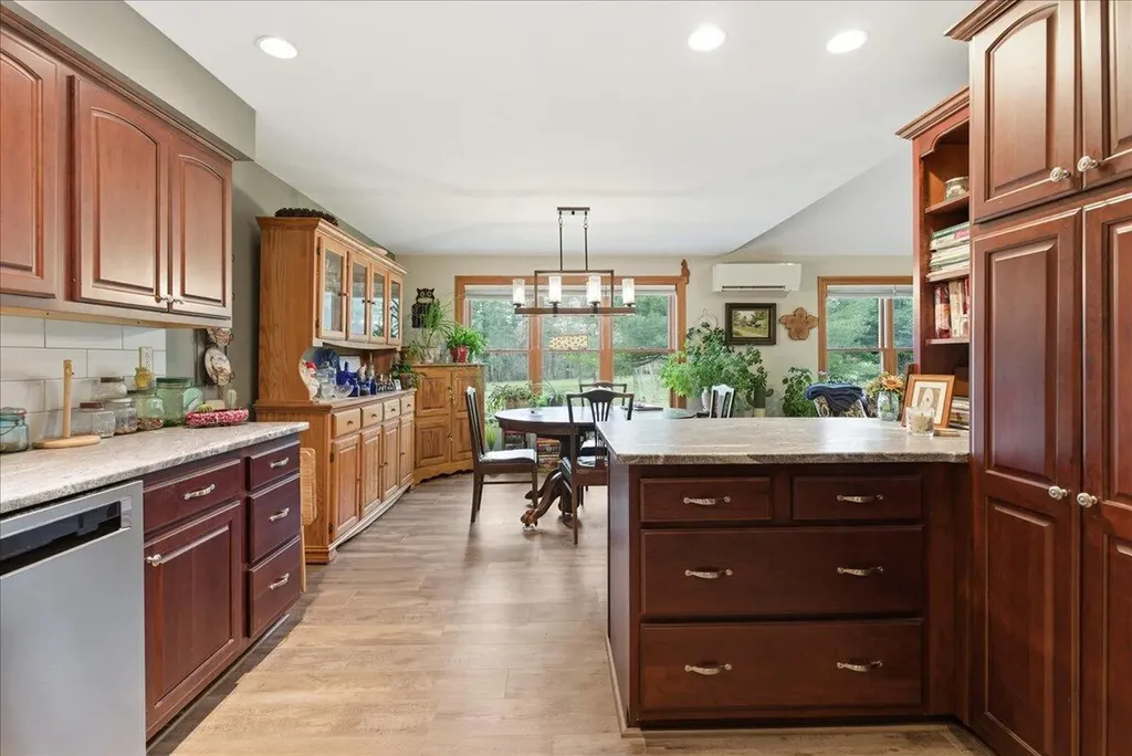 35 Estates Drive Manchester ME 04351