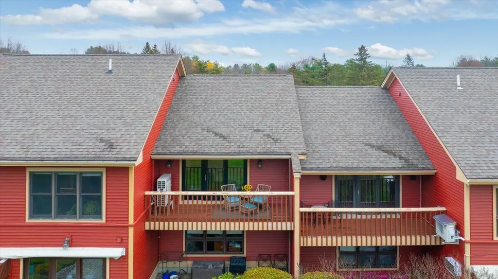 35 Estates Drive Manchester ME 04351