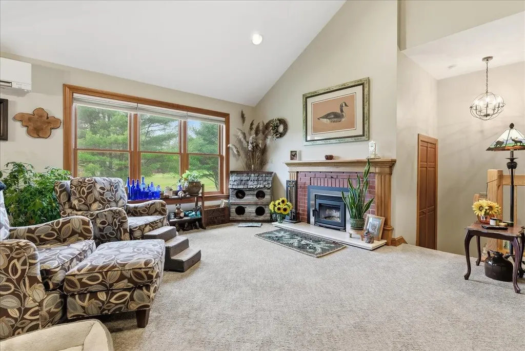 35 Estates Drive Manchester ME 04351