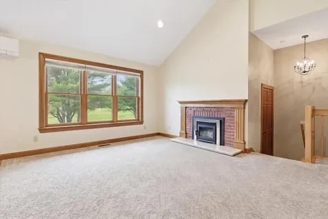 35 Estates Drive Manchester ME 04351