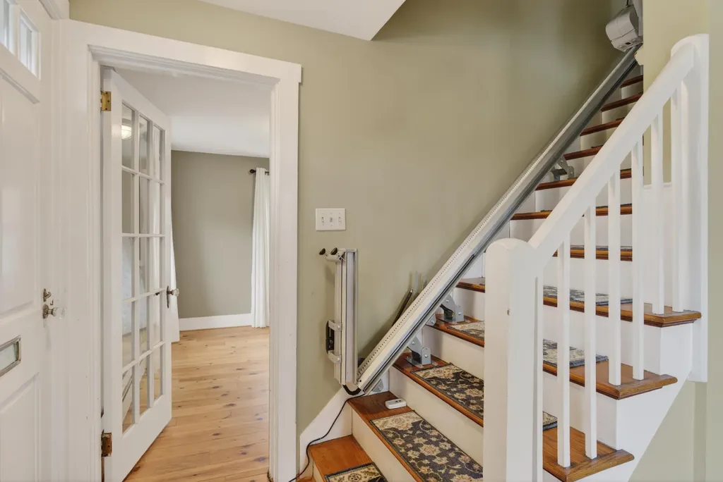 102 Lake Street Auburn ME 04210