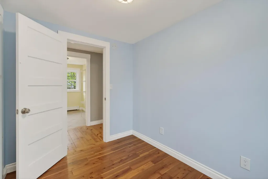 102 Lake Street Auburn ME 04210
