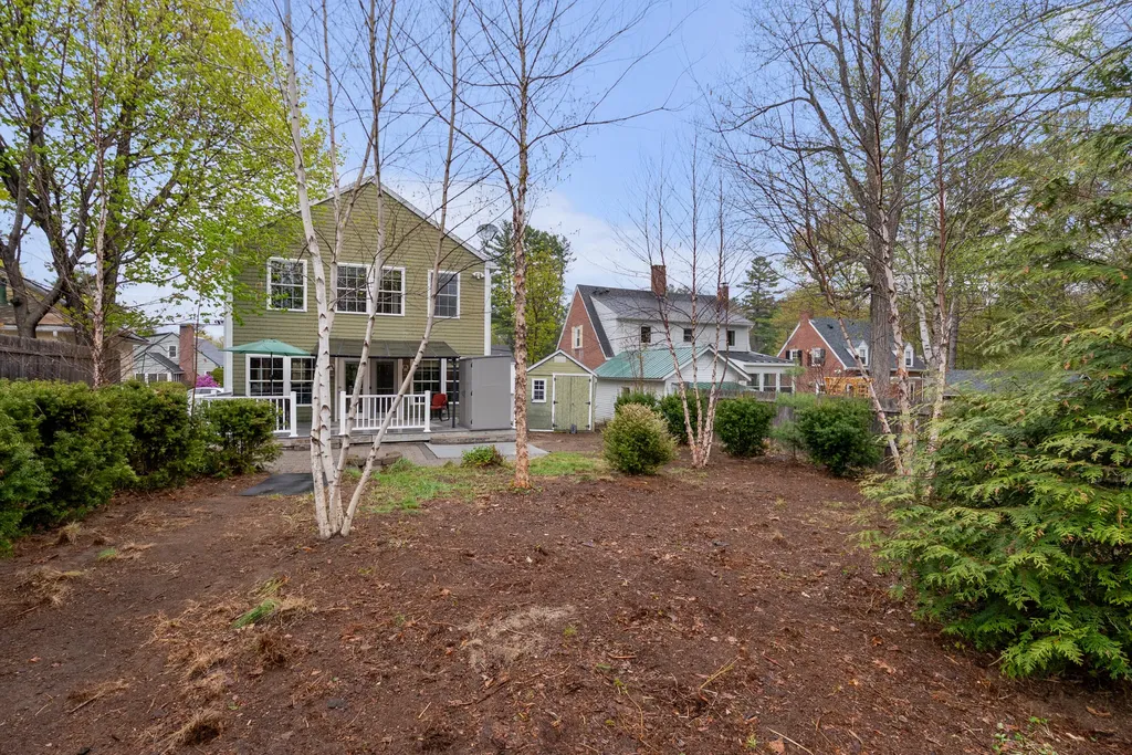 102 Lake Street Auburn ME 04210