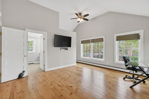 102 Lake Street Auburn ME 04210