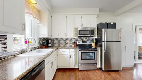 19 Fairlawn Avenue Lewiston ME 04240