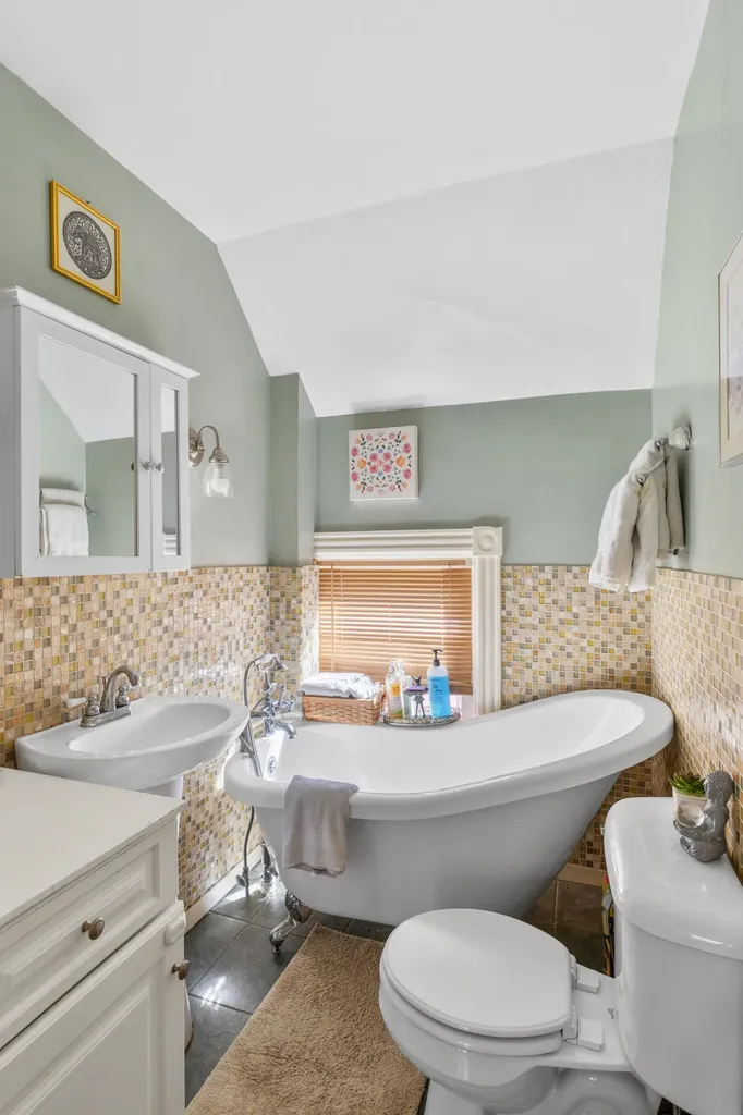 3 Elsinore Avenue Bath ME 04530