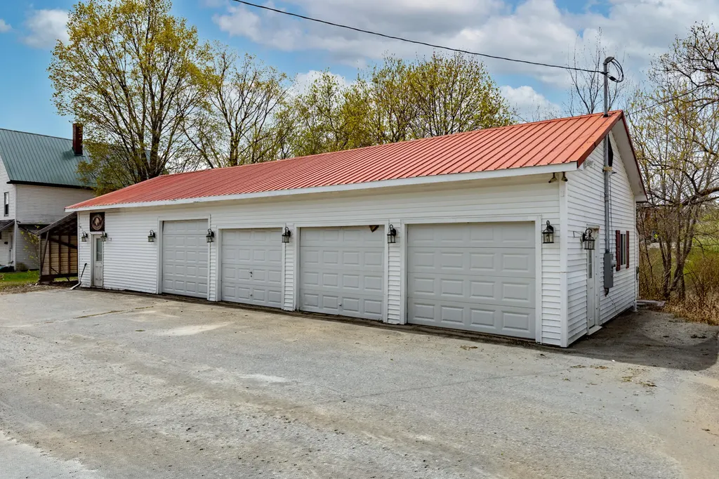 61 Elm Street Newport ME 04953