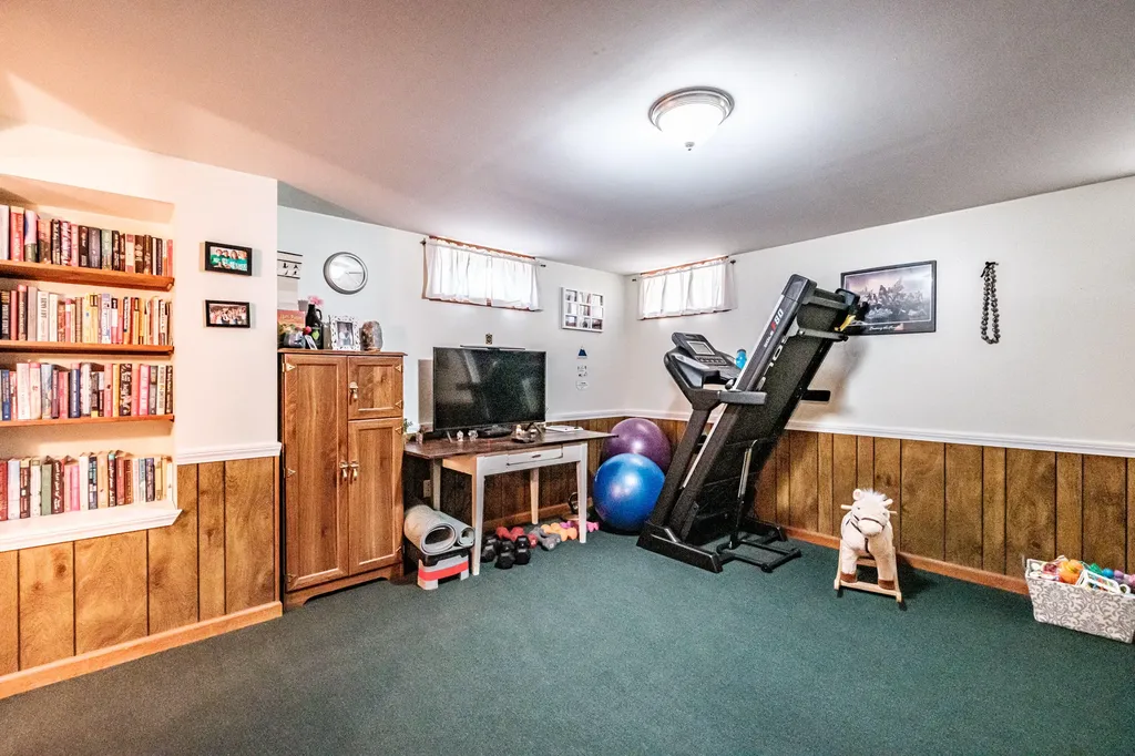 29 Clapboard Road Portland ME 04103