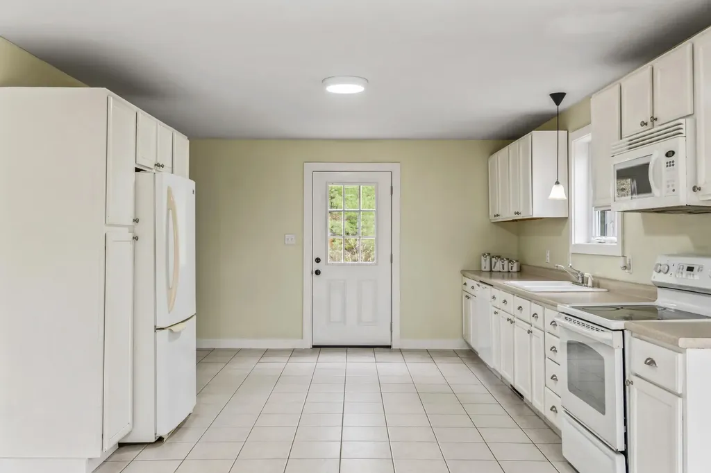 21 Sandy Brook Road West Bath ME 04530