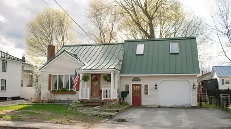 13 Colonial Street Waterville ME 04901