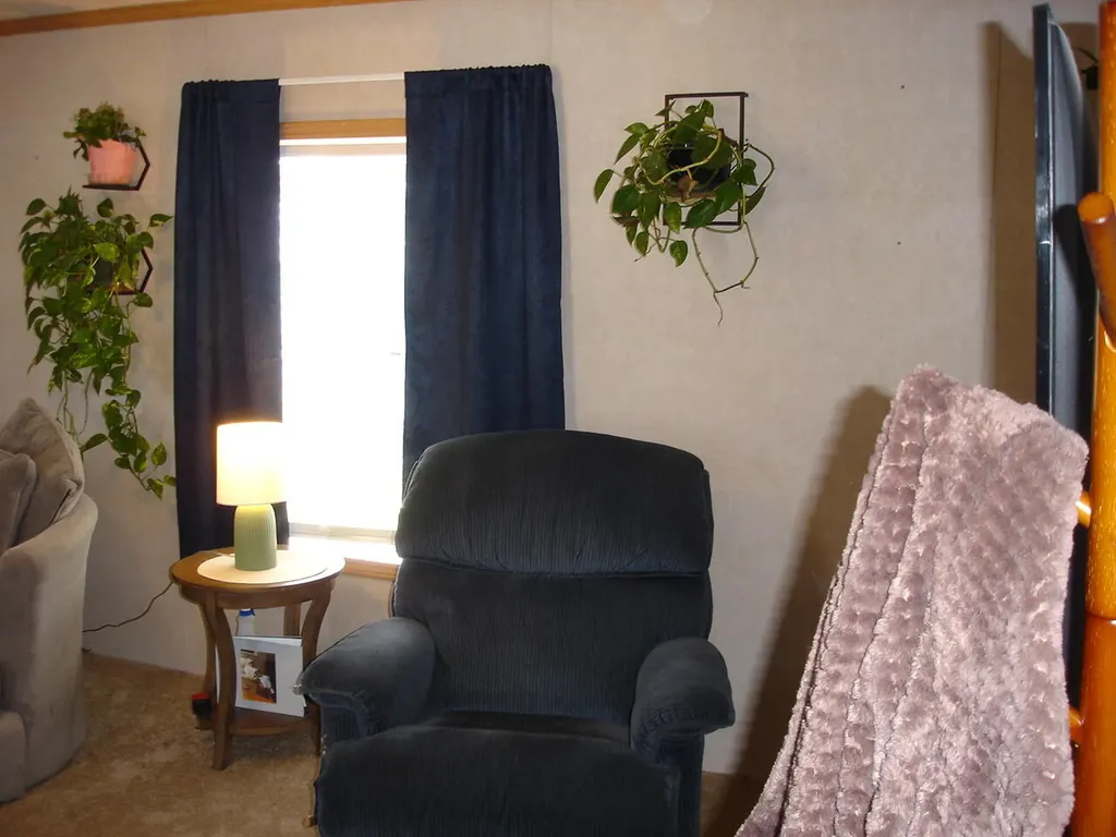 15 Ofarrell Street Topsham ME 04086