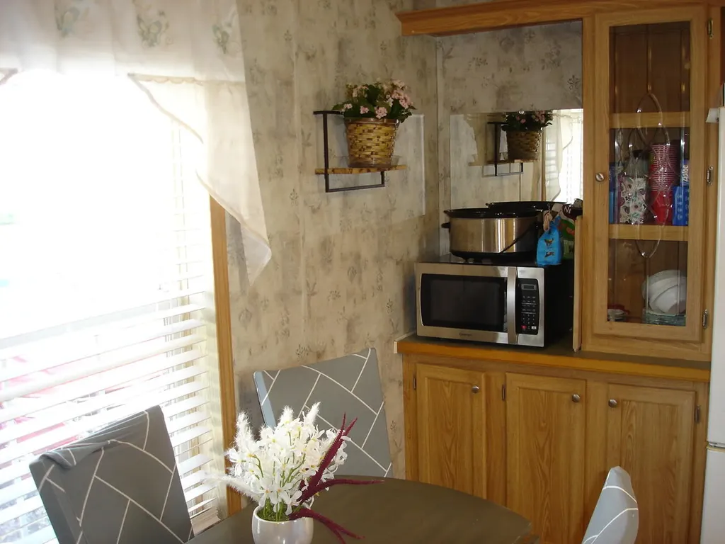 15 Ofarrell Street Topsham ME 04086