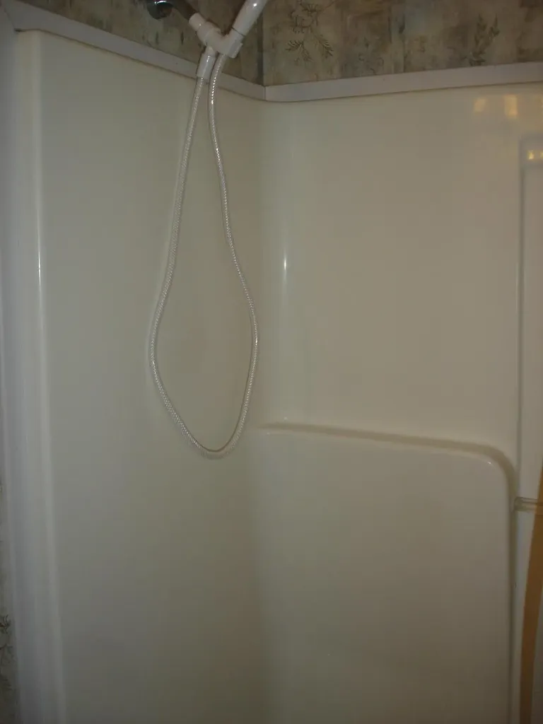 15 Ofarrell Street Topsham ME 04086