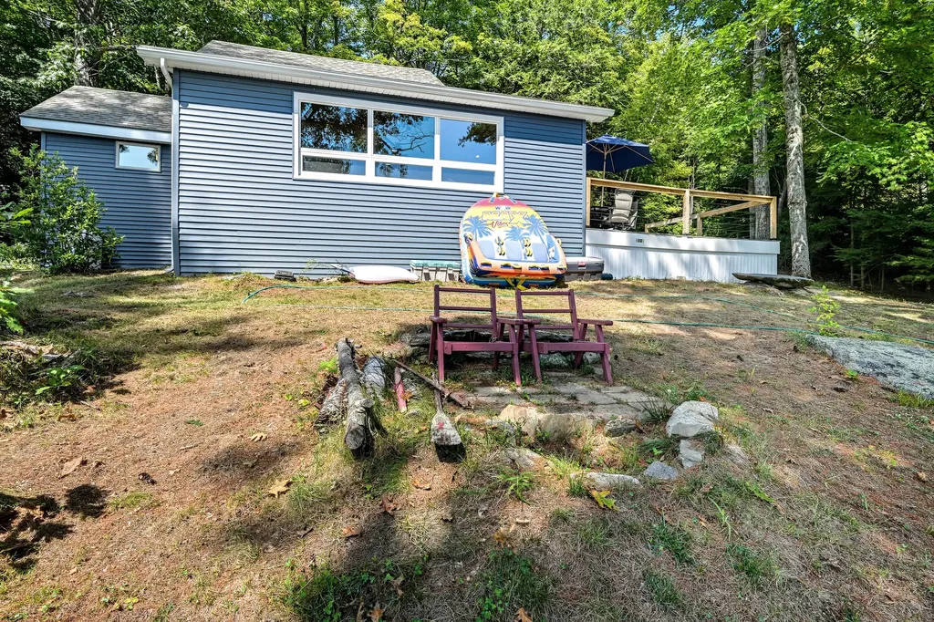 8 Jordan Lane West Gardiner ME 04345