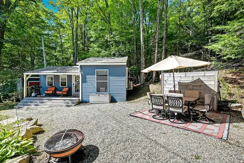 8 Jordan Lane West Gardiner ME 04345