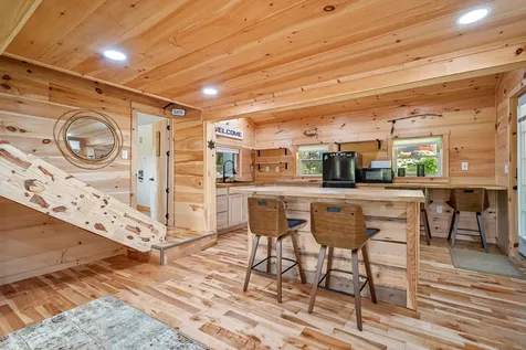 8 Jordan Lane West Gardiner ME 04345