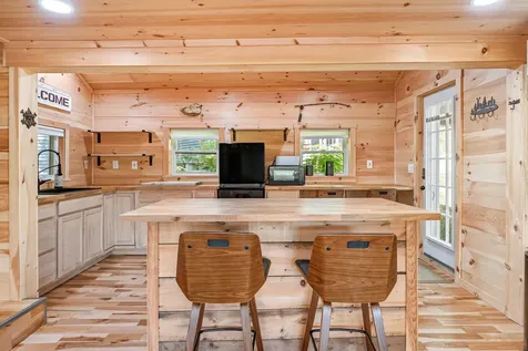 8 Jordan Lane West Gardiner ME 04345