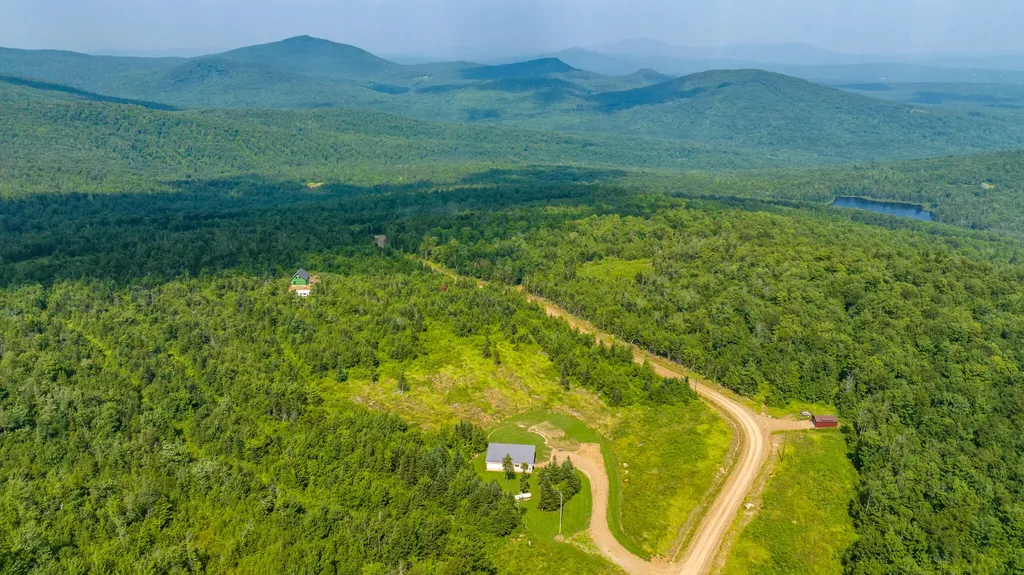 0 Farm's Edge Road Temple ME 04984