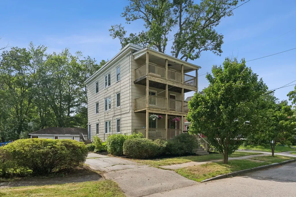 28 Saint George Street Portland ME 04103