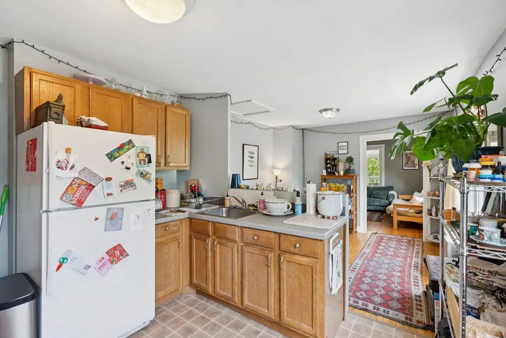 28 Saint George Street Portland ME 04103