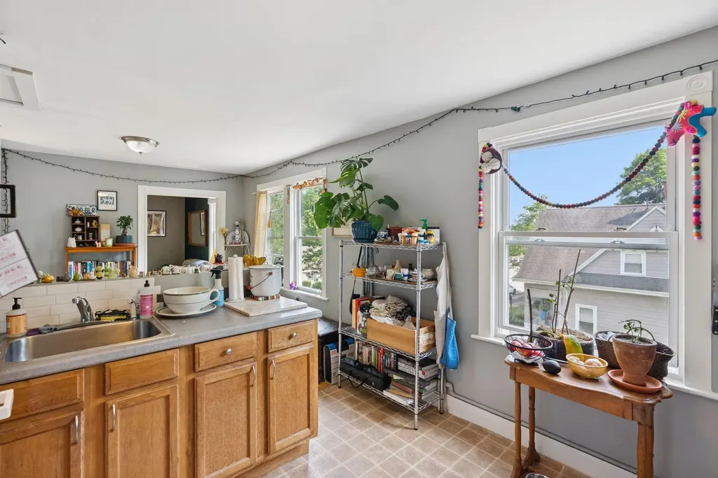 28 Saint George Street Portland ME 04103