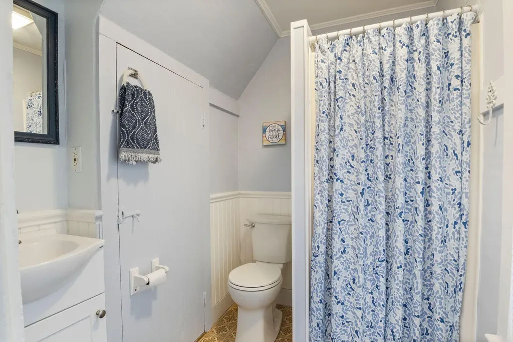 88-90 Old Pool Road Biddeford ME 04005