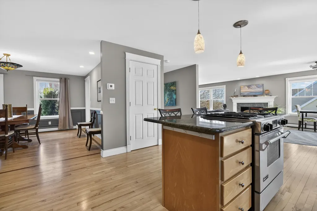 19 Snowberry Drive Scarborough ME 04074