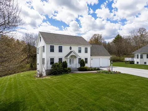 19 Snowberry Drive Scarborough ME 04074