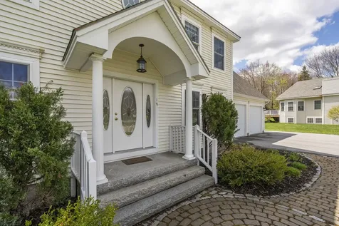 19 Snowberry Drive Scarborough ME 04074