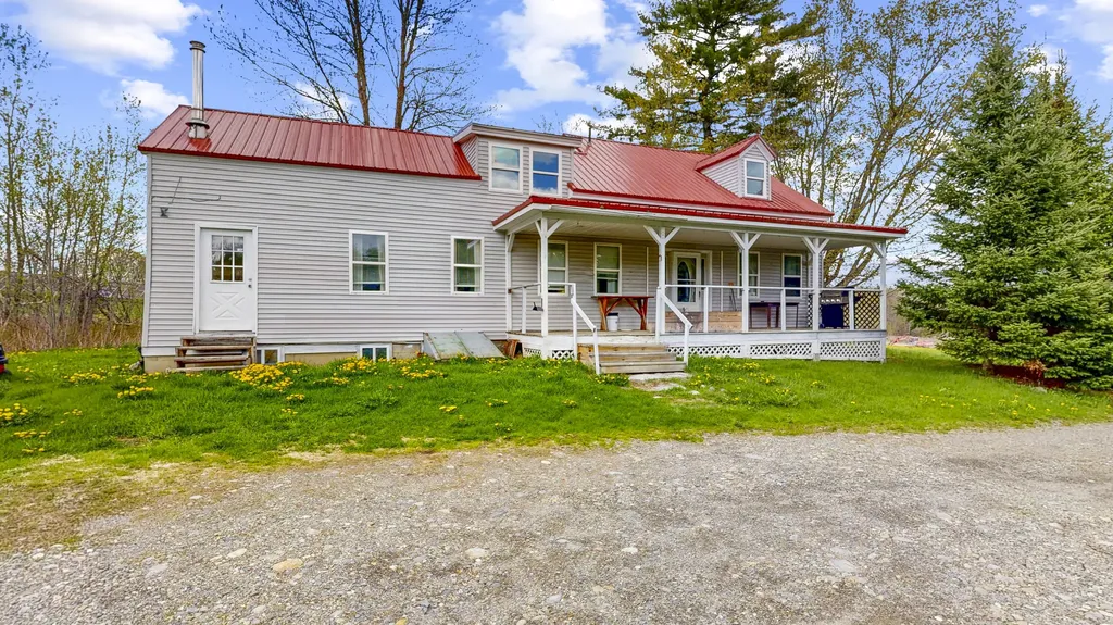 3950 W River Road Sidney ME 04330