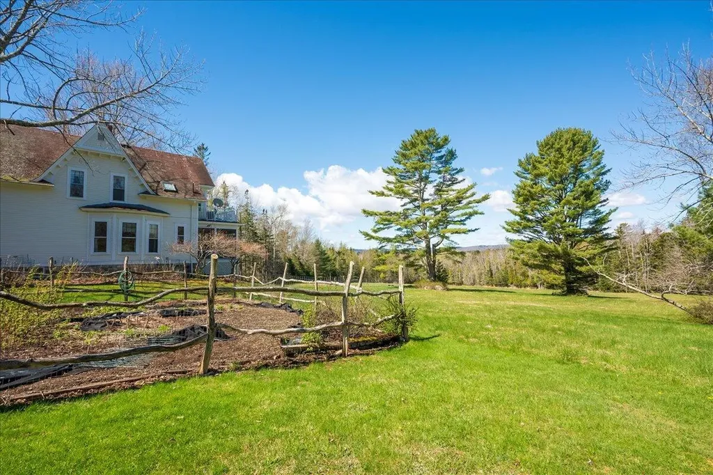 1014 Main Road Islesboro ME 04848