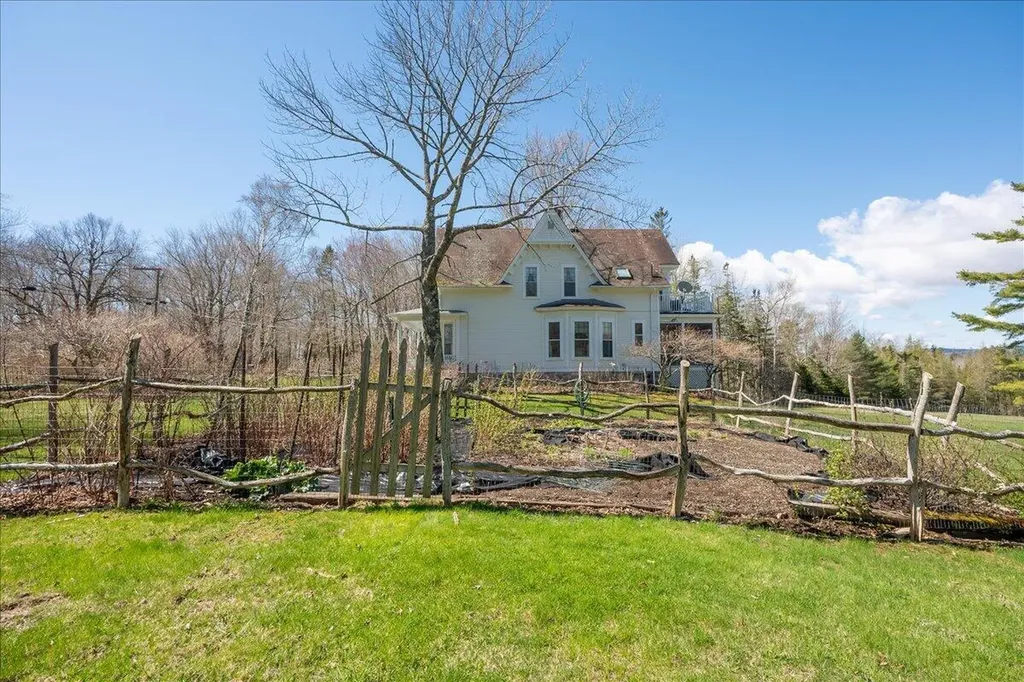 1014 Main Road Islesboro ME 04848